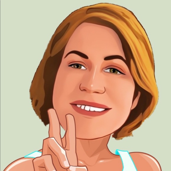 Meet your Posher, Laura - Picture 2 of 3